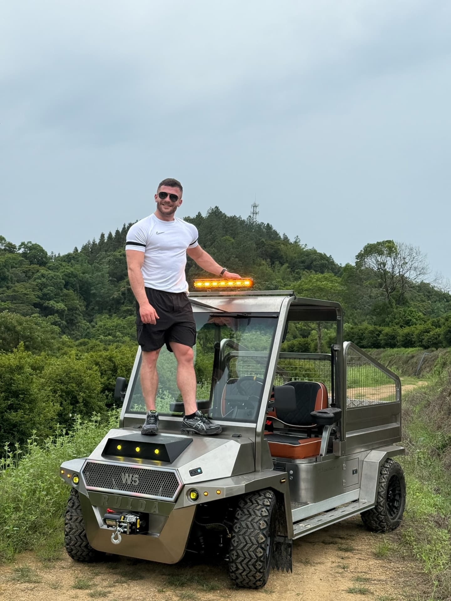 Electric vehicle